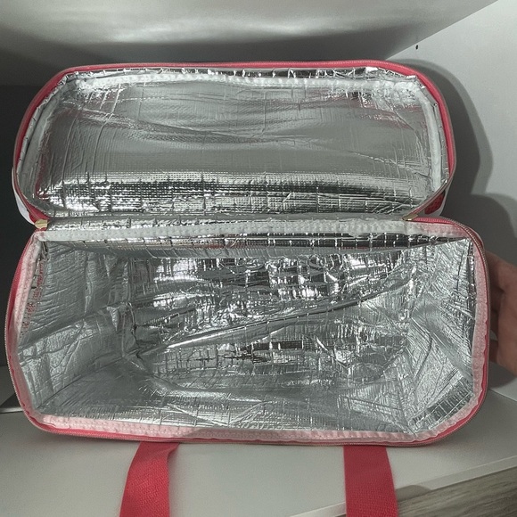 NWT ♠️ 🍓 Kate Spade Strawberry cooler bundle - Picture 7 of 16